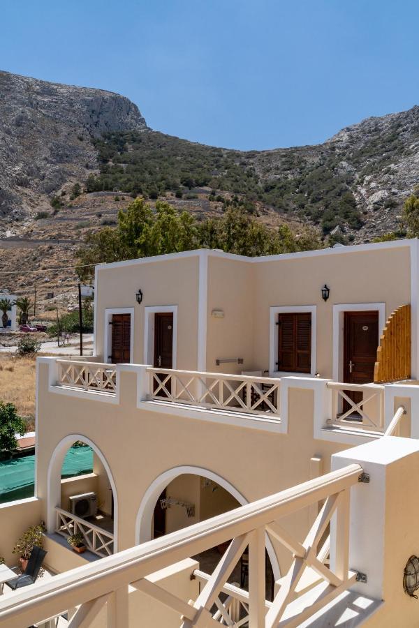 Chez Sophie Otel Kamári Dış mekan fotoğraf