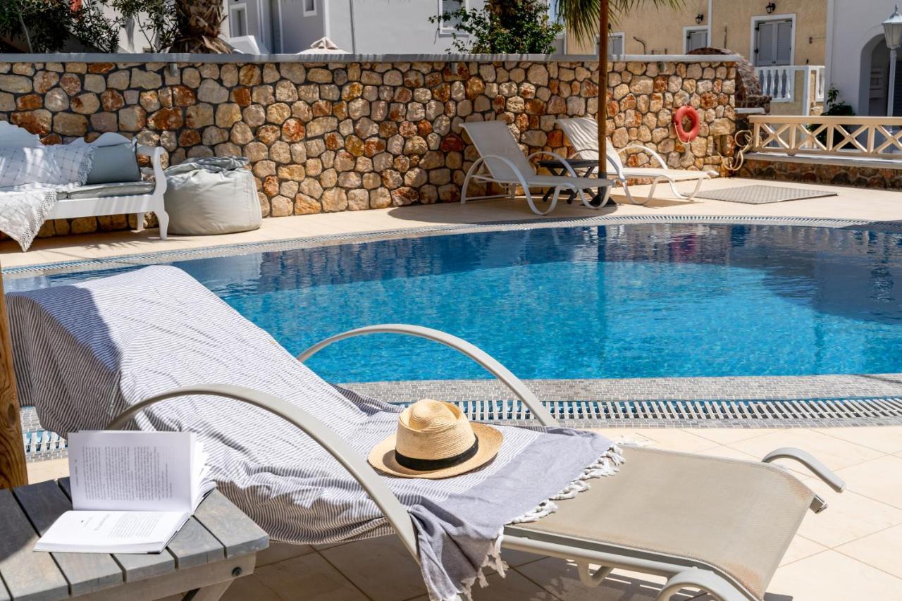 Chez Sophie Otel Kamári Dış mekan fotoğraf